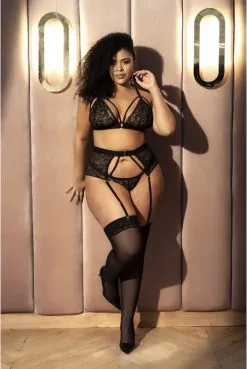 Ensemble Sexy Grande Taille 3 Pièces Porte Jarretelles Dentelle Noir Strappy