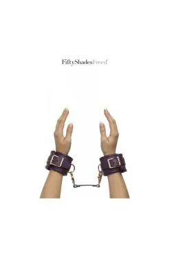 Menottes Cuir 50 Nuances De Grey Fifty Shades Freed -SexToys Soldes menottes cuir 50 nuances de grey fifty shades freed 4