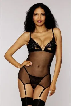 Nuisette Dentelle Et Résille Transparente Noire Chainette Dorée Amovible Et Jarretelles Et String -SexToys Soldes nuisette dentelle et resille transparente noire chainette doree amovible et jarretelles et string 2